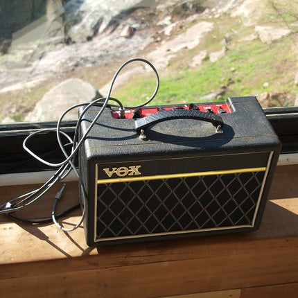 Vox Pathfinder 10 Bass - 10 watt Bass Guitar Combo Amplifier, Black (Pathfinder10/Pathfinder-10)