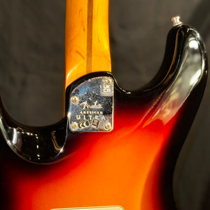DISPLAY - Fender American Ultra Stratocaster Electric Guitar, Rosewood Fretboard with FREE Elite Moulded Case - Ultraburst