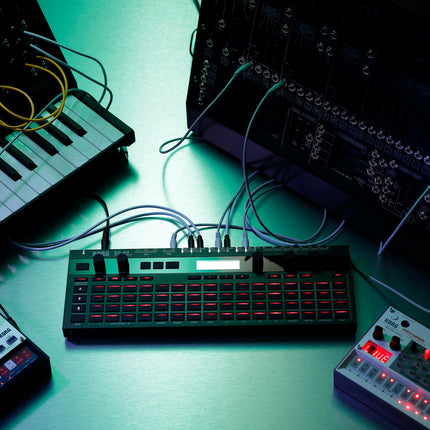 Korg SQ-64 Polyphonic Sequencer (SQ 64/SQ64)