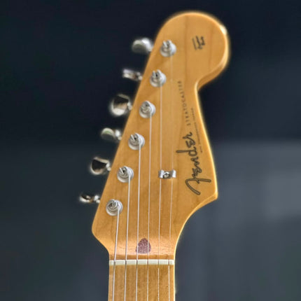 DISPLAY - Fender Japan Heritage 50s Stratocaster Electric Guitar, Maple Fretboard - 2-Tone Sunburst