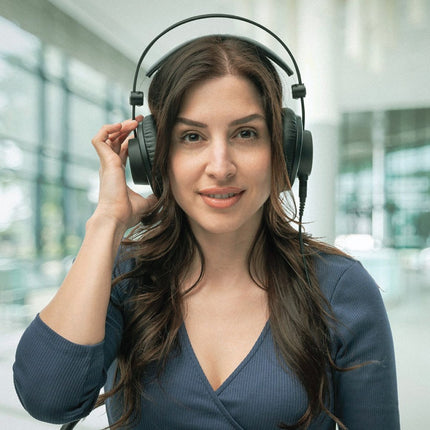 AKG K175 On-Ear, Closed-Back Headphones (K-175)