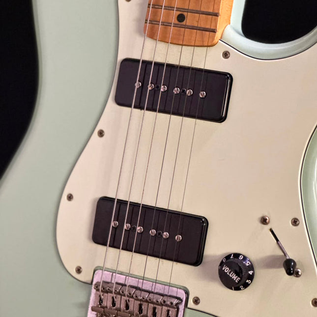 DISPLAY - Fender Noventa Stratocaster Electric Guitar, Maple Fretboard - Surf Green