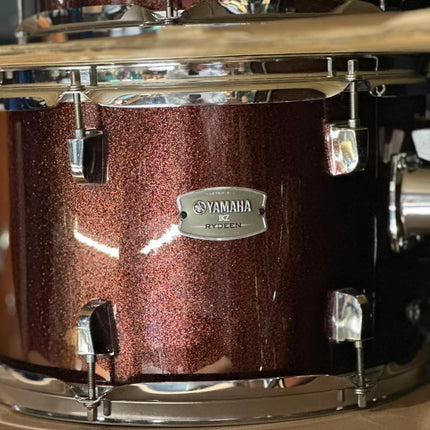 PRELOVE - Yamaha Rydeen 5-piece RDP2F5 Acoustic Drum Set w/Paiste 101 Cymbal Set And Pearl Single Pedal - Burgundy Glitter