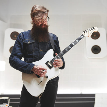 Fender Jim Root Signature Jazzmaster V4 Electric Guitar, Ebony Fretboard with Deluxe Hardshell Case - Arctic White