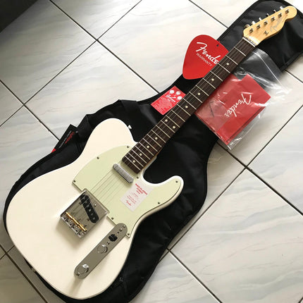 Fender Japan Hybrid II Telecaster Electric Guitar, Rosewood Fretboard with Gig Bag - Arctic White
