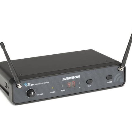 Samson Samson Concert 88x Earset Wireless System With Locking SE10T Earset Microphone (Concert88X/Concert-88X)
