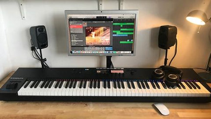 Native Instruments Komplete Kontrol S88 MK2 88-key Controller (S-88/S 88)