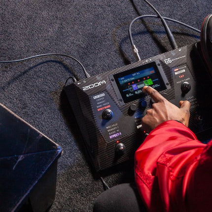 Zoom G6 Multi Effects Processor Pedal With USB Audio Interface, Drum Machine And Looper (G 6/G-6)