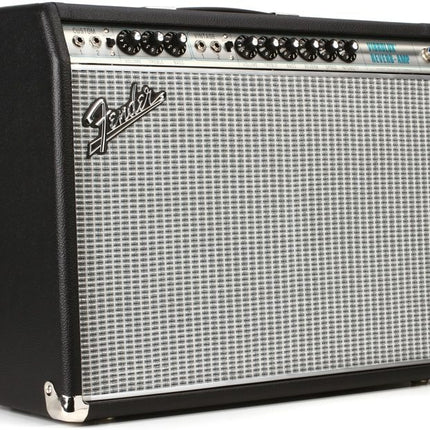 Fender 68 Custom Vibrolux Reverb Tube Combo Guitar Amplifier, UK