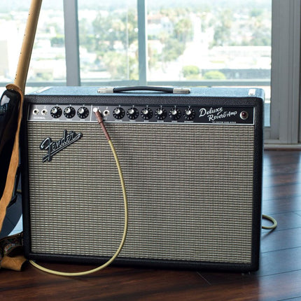 Fender 64 Custom Deluxe Reverb Guitar Combo Tube Amplifier