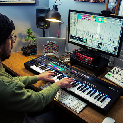 Novation 61 Remote SL Mk II 61-key USB MIDI Controller