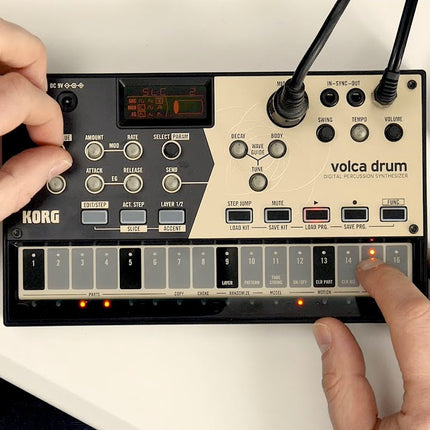 Korg Volca Drum Digital Physical Modelling Percussion Synthesizer With 16 Step Sequencer (VolcaDrum/Volca-Drum)