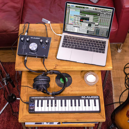 M-Audio Keystation Mini 32 Mk3 - 32-Key Portable Keyboard Controller (Keystation-32/Keystation32)