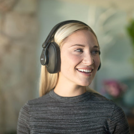 AKG K371 First-Class Closed Back Headphones (K-371/K 371)