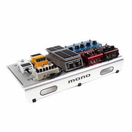 MONO Pedalboard Medium, Black + Tour Accessory Case 2.0 - Silver (PFX-PB-M-SLV-BDL)