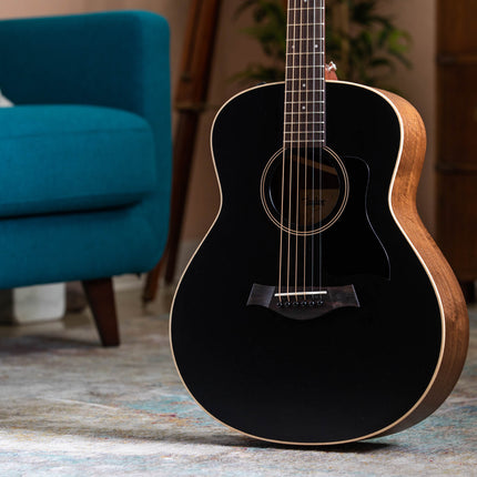 Taylor GTe Grand Theater Acoustic Guitar w/Aerocase, Blacktop