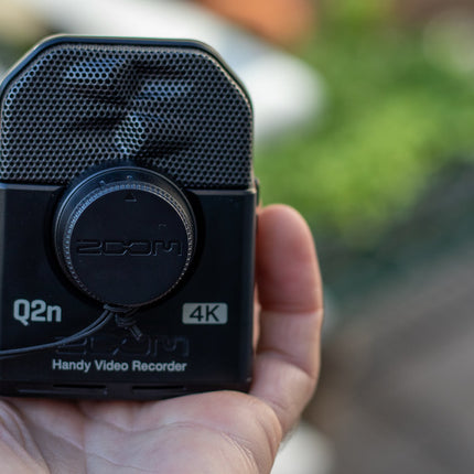 Zoom Q2n-4K - Handy Video Recorder (Q2N4K/Q2N)