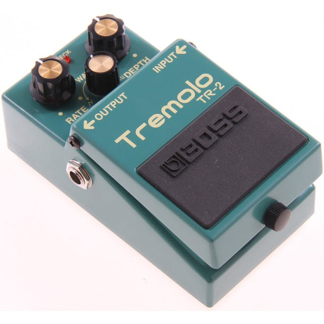 Boss TR-2 Tremolo Guitar Effects Pedal (TR2)