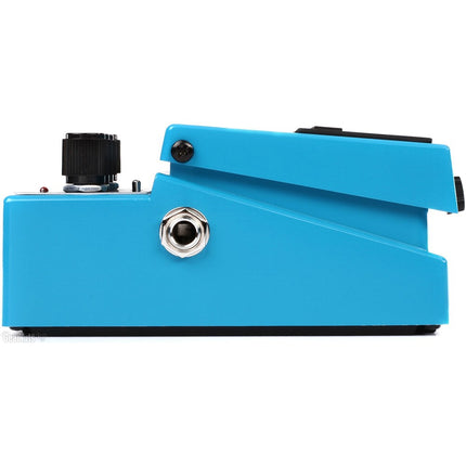 Boss VB-2W Waza Craft Vibrato Guitar Effects Pedal (VB2W)