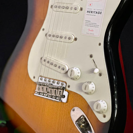 DISPLAY - Fender Japan Heritage 50s Stratocaster Electric Guitar, Maple Fretboard - 2-Tone Sunburst