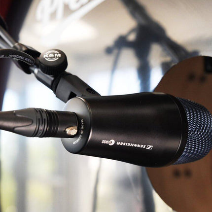 Sennheiser E 902 Dynamic Kick Drum Microphone (E902/E-902)