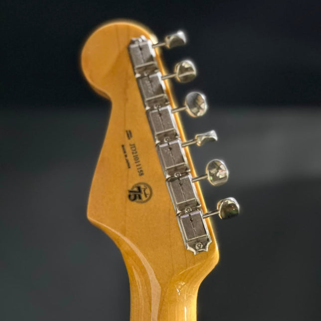 DISPLAY - Fender Japan Heritage 50s Stratocaster Electric Guitar, Maple Fretboard - 2-Tone Sunburst