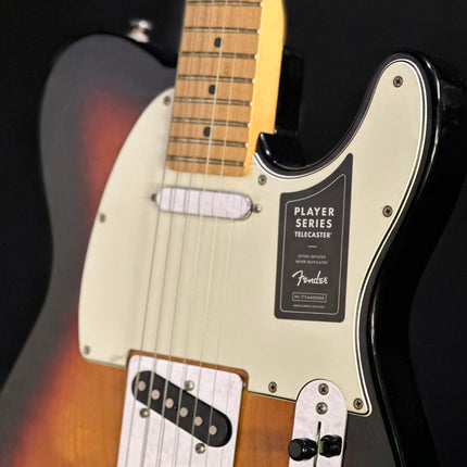 DISPLAY - Fender Player Telecaster Electric Guitar, Maple Fretboard - 3-Tone Sunburst