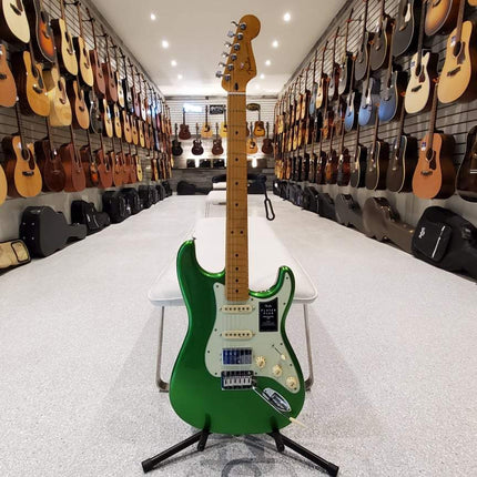 Fender Player Plus HSS Stratocaster Electric Guitar, Maple Fretboard - Cosmic Jade