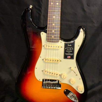 DISPLAY - Fender American Ultra Stratocaster Electric Guitar, Rosewood Fretboard with FREE Elite Moulded Case - Ultraburst