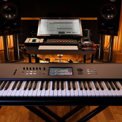 Korg NAUTILUS 61 Digital Performance Workstation - Black (NAUTILUS61/NAUTILUS-61)