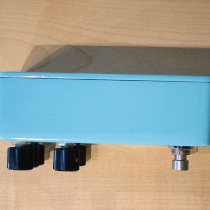 DISPLAY - Walrus Audio Deep Six Compressor V3 Guitar Effects Pedal