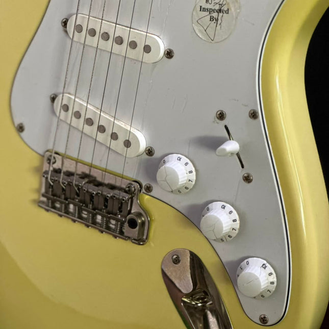 DISPLAY - PRS SE Silver Sky Electric Guitar, Moon White