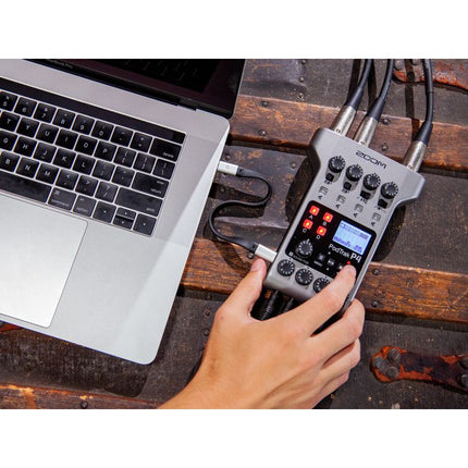 Zoom PodTrak P4 Podcast Recorder (Podtrack/P-4/P 4/Pod Trak)