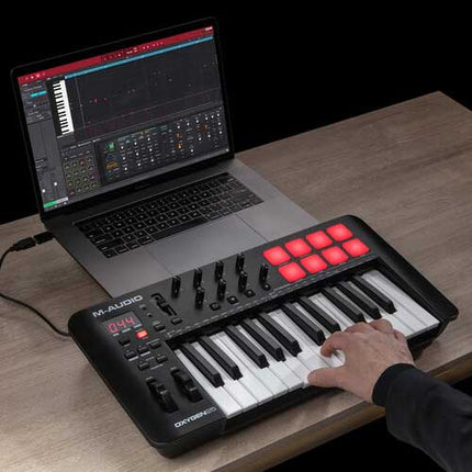 M-Audio Oxygen MKV 25 USB MIDI Controller (MKV25/MKV-25)