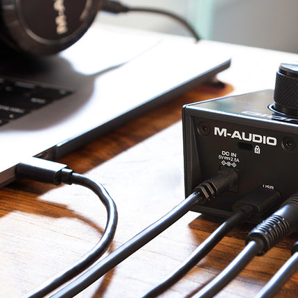 M-Audio AIR | Hub Desktop USB Monitoring Interface with Built-In USB Hub