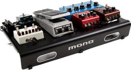 MONO Pedalboard Medium, Black + Tour Accessory Case 2.0 - Black (PFX-PB-M-BLK-BDL)