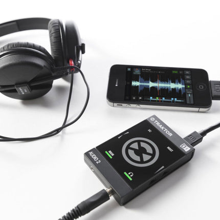 Native Instruments Traktor Audio 2 MK2 USB DJ Audio Interface