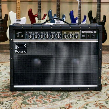 Roland JC-40 - Jazz Chorus 40 Watt, 2x10" Stereo Combo Amplifier (JC40/JC 40)