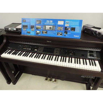 Roland HP702 88-keys Digital Piano with Bench, RH-5 Headphone, 3 Pedal, Note Stand and Adapter - Rosewood ( HP-702 )
