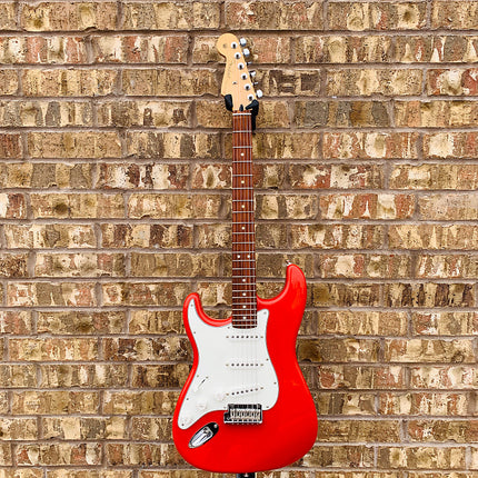Fender Player Stratocaster Left-Handed Electric Guitar, Pau Ferro Fretboard - Sonic Red
