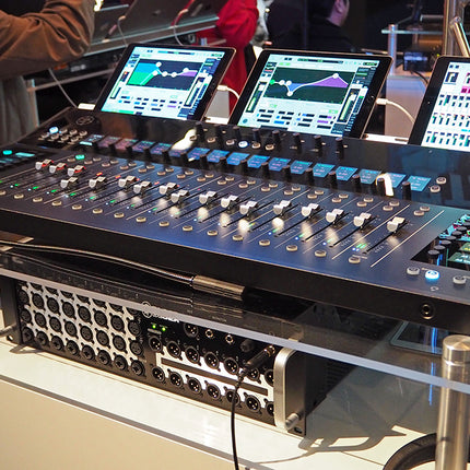 Mackie DC16 Mixing Control Surface Touch-Sensitive Faders For DL32R (DC 16/DC-16)