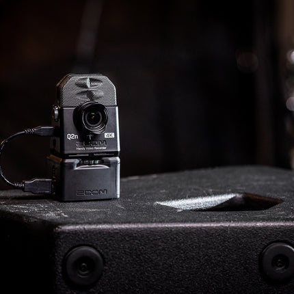 Zoom Q2n-4K - Handy Video Recorder (Q2N4K/Q2N)