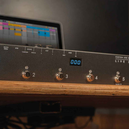 BLACKSTAR Live Logic 6-button MIDI Footcontroller (LIVELOGIC/LIVE-LOGIC)