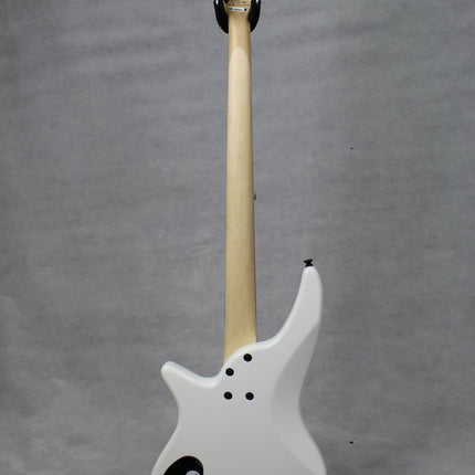 Jackson JS Series Spectra JS2 Bass Guitar, Laurel Fretboard - Snow White (JS-2/JS 2)